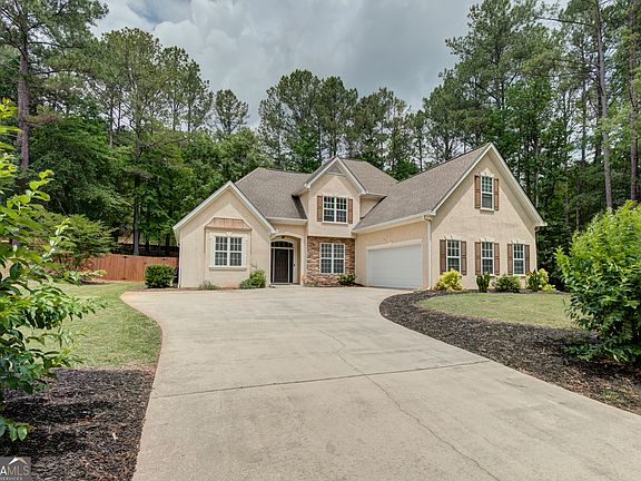 2nd image of 110 Rockglen Ct