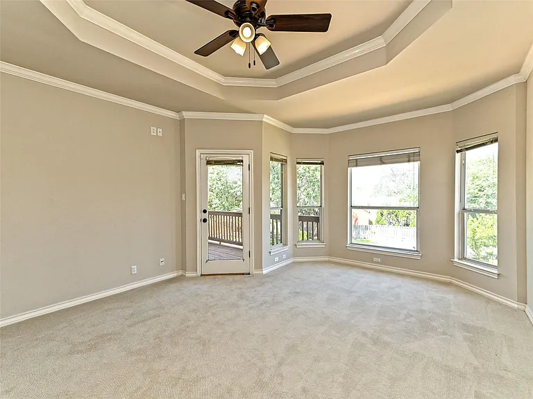 104 Acapulco Ct — Photo 27