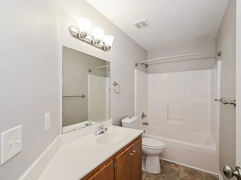 1594 Laurel Ledge Dr — Photo 16