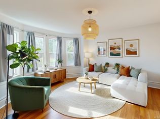 2943 Cedar Hill Rd, Victoria, BC V8T3H8