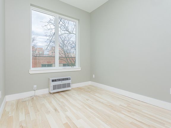 5th image of 530 Midwood St APT 3B
