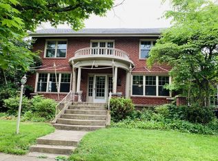 5 Elmwood Pl, Athens, OH 45701