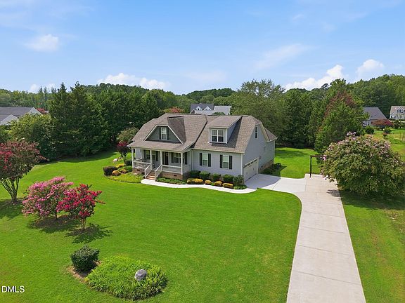2nd image of 7808 Cortona Way