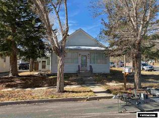 620 6th St, Rawlins, WY 82301