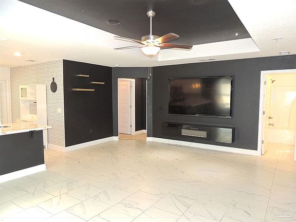 4th image of 151 Calvert Oaks Dr