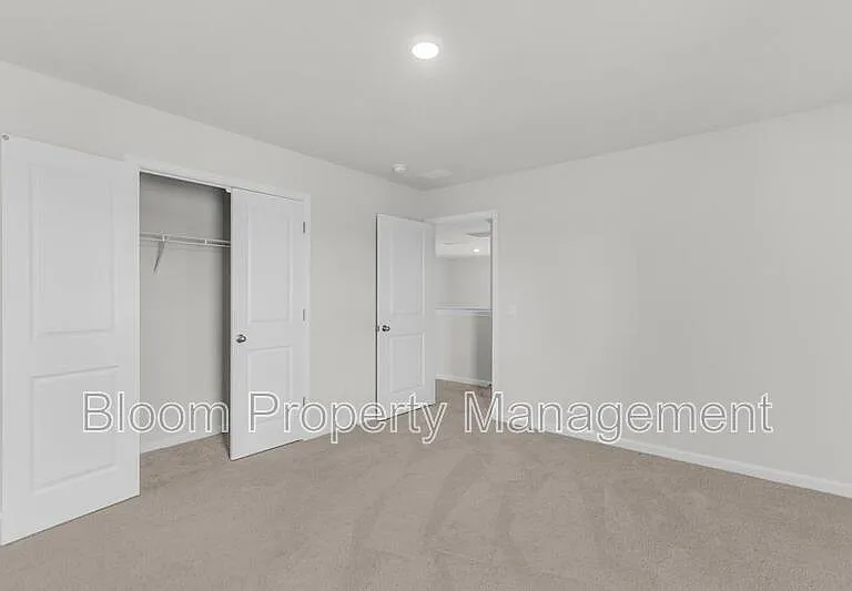 828 Lilyford Ln — Photo 39