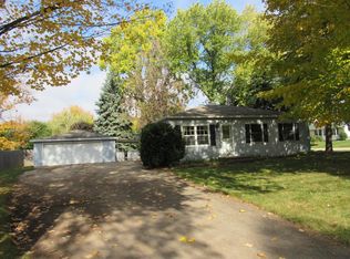 1184 Burnette St, Neenah, WI 54956