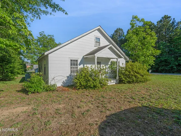 9161 Pate Street, Laurel Hill, NC 28351