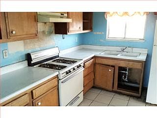 2nd image of 375 Jolon Dr