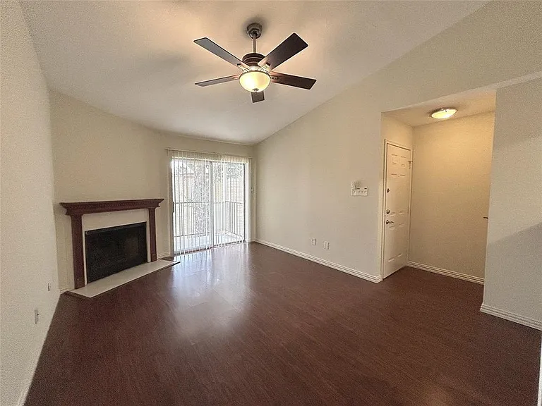 2120 El Paseo St #620 — Photo 8