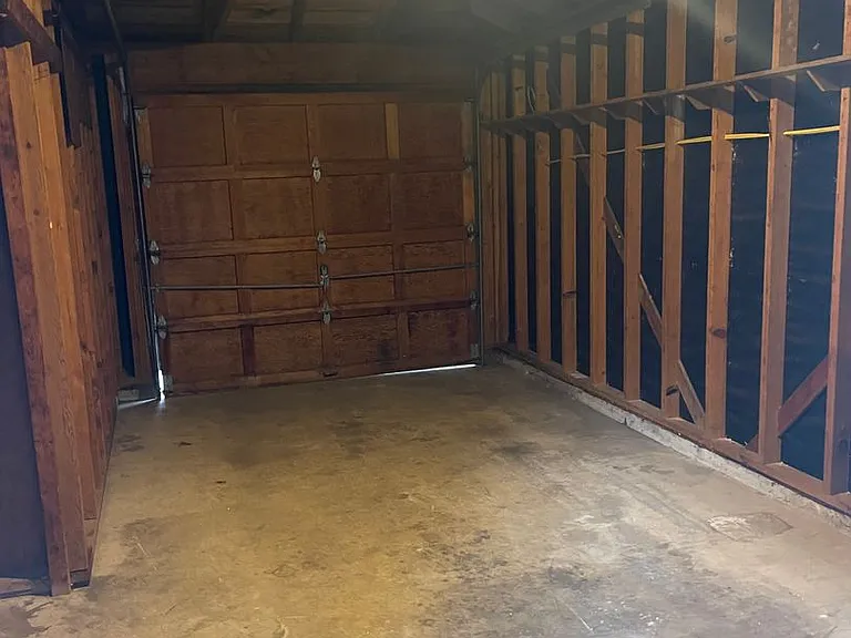 9007 SW Monterey Pl — Photo 31