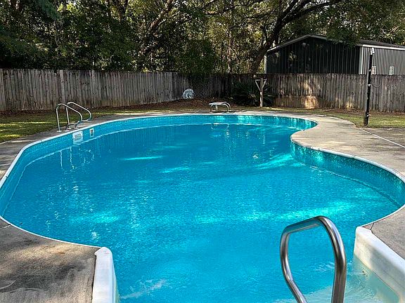 4th image of 11689 Wakefield Dr
