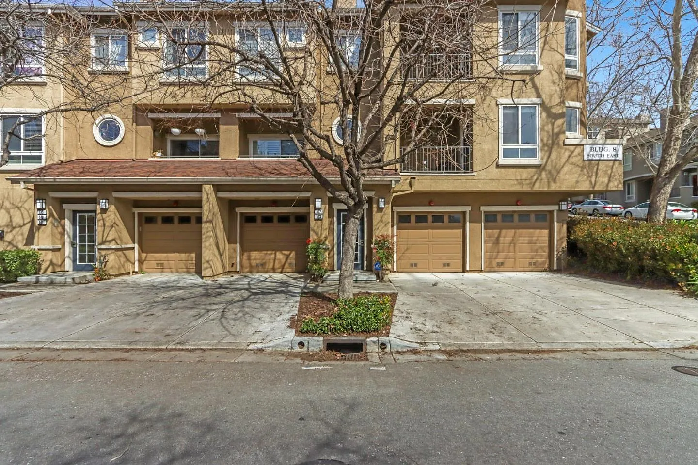 503 Marble Arch Ave photo 1
