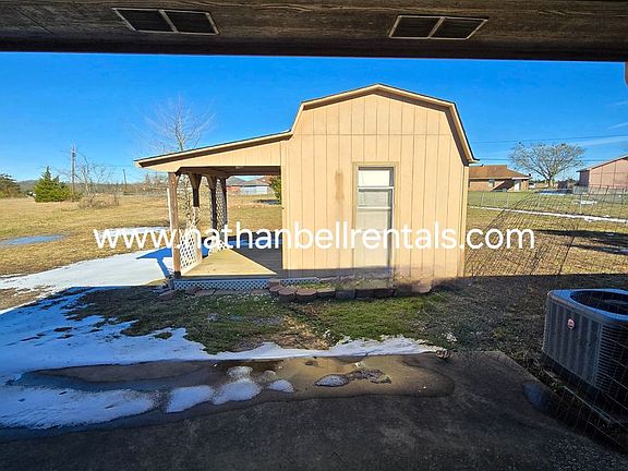 3rd image of 2625-27 40th St SE #2625