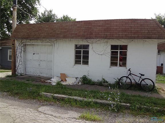 5th image of 306 N Poplar St