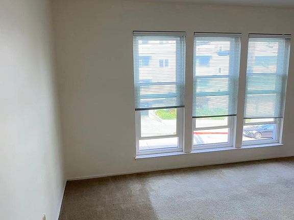2nd image of 1528 Oxford St APT 6