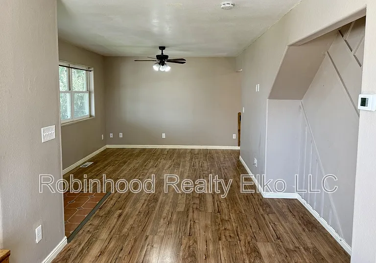187 B St — Photo 6