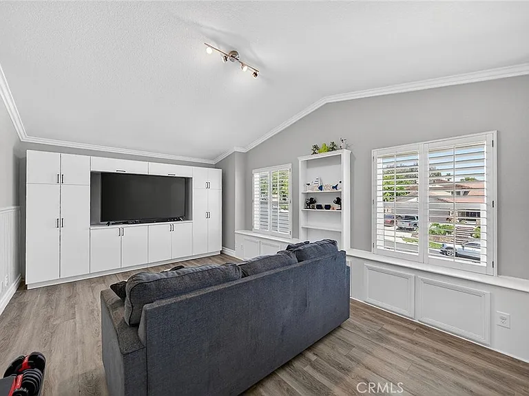 2897 Cape Dr — Photo 15