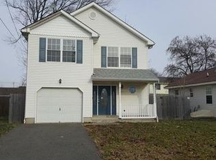 330 Sweetbriar St, Keyport, NJ 07735