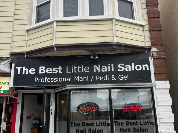 1023 W Lancaster Ave, Bryn Mawr, PA 19010