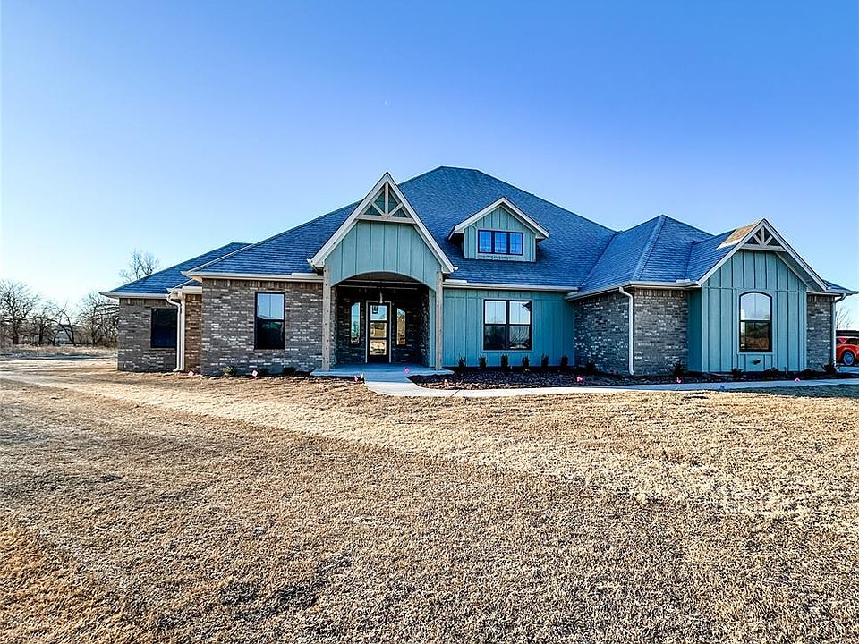 1st image of 1308 W Hyde Park Way