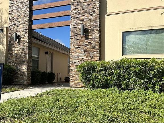 2nd image of 1207 Upas Dr APT 3