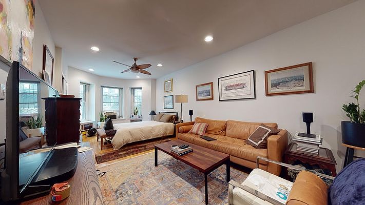 1st image of 12 W 85th St #A
