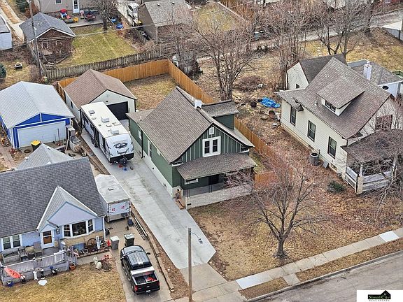 3rd image of 2729 Arlington Ave