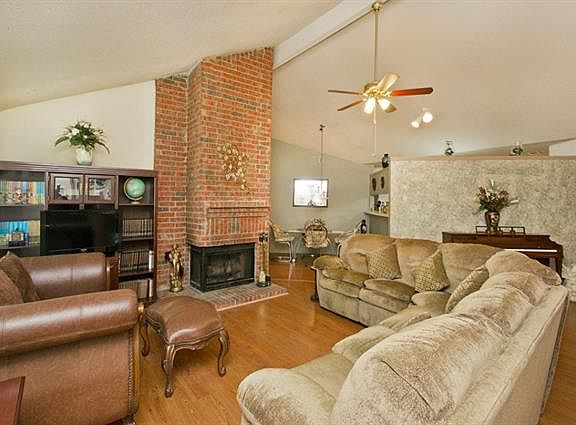 4th image of 2317 Crystal Creek Ln