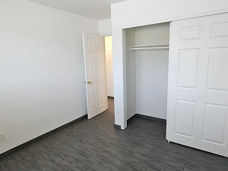 4117 E Moreland St #1 — Photo 15