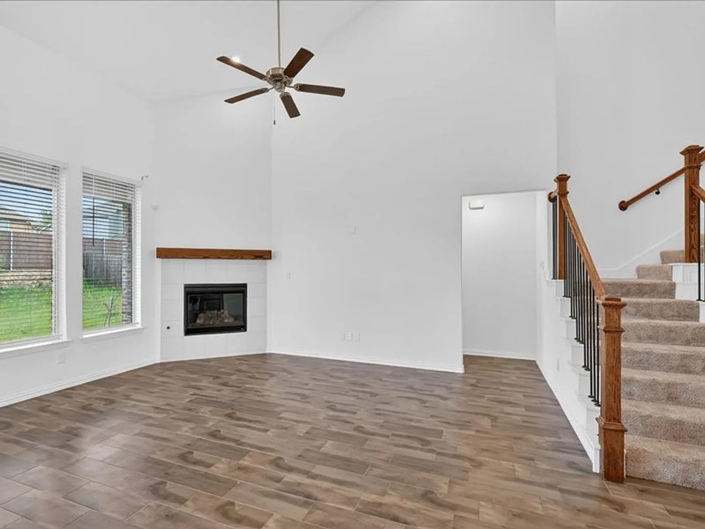 Smart Home ready for Move In — Photo 2