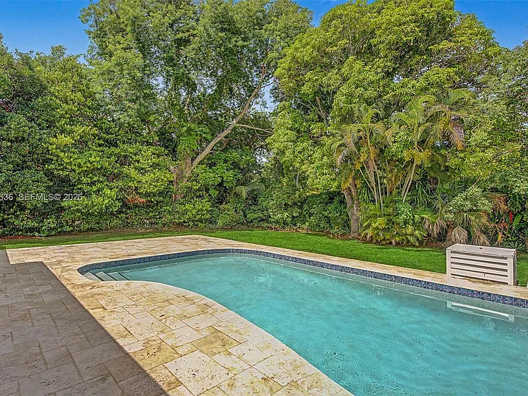 15540 SW 82nd Ct — Photo 34