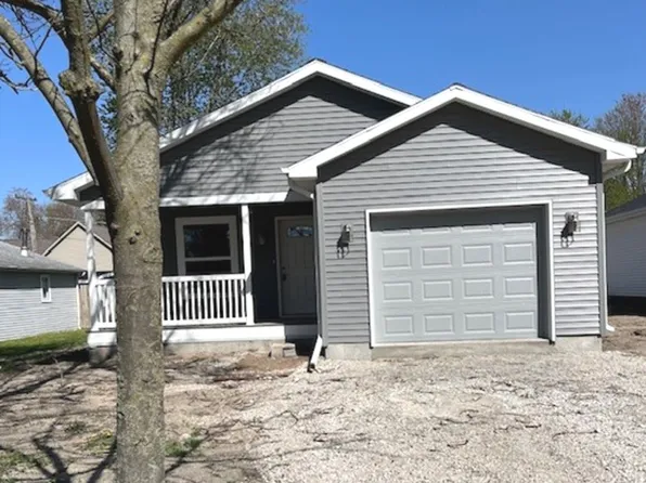 681 N 3rd St, Carbon Hill, IL 60416