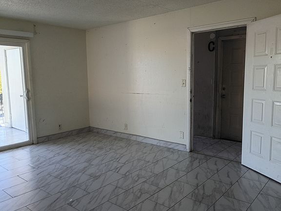 5th image of 530 Kolson Cir APT D