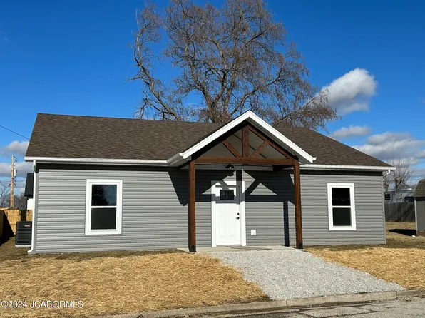 706 W West St, California, MO 65018