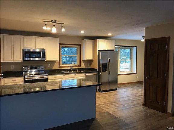 2nd image of 2655 Nacoma Pl