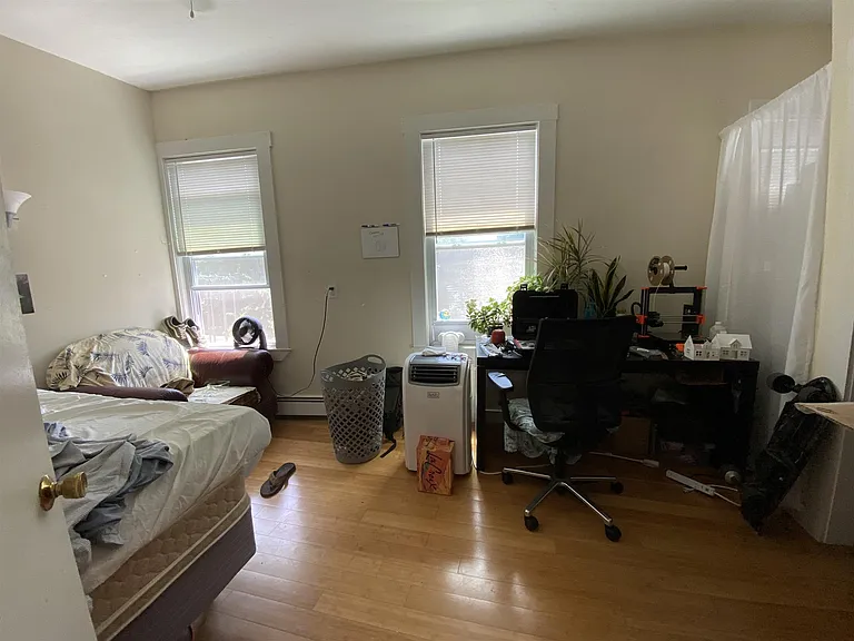 1210 Cambridge St #3 — Photo 8
