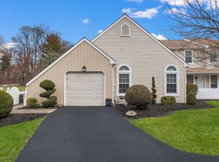 655 Croft Dr, Southampton, PA 18966