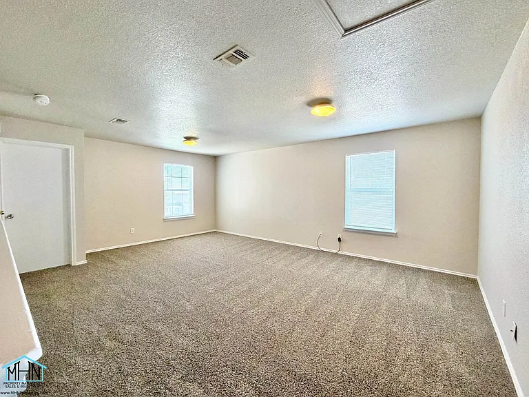 8326 Steep Valley — Photo 15