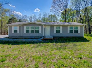 1024 Ben Collier Rd, Charlotte, TN 37036