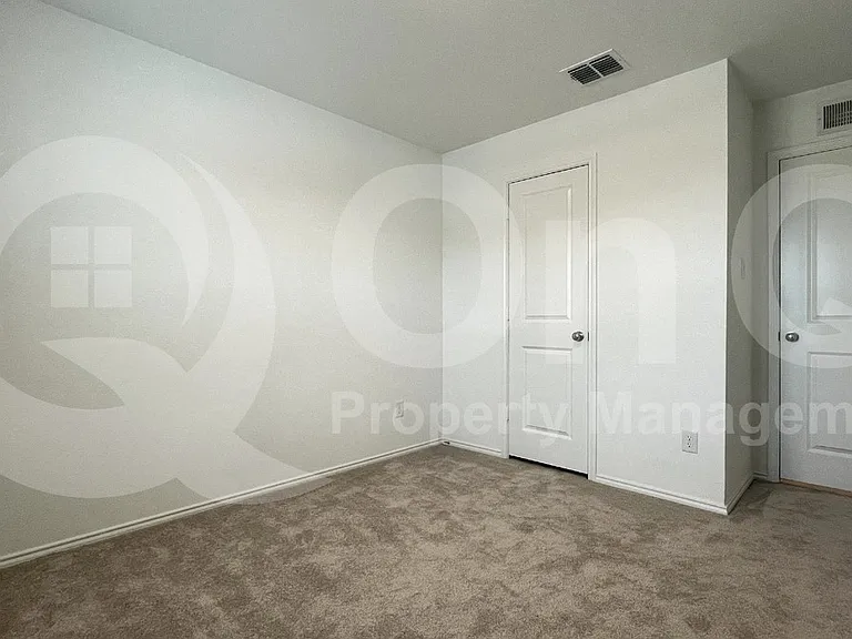303 Ashbrook Way — Photo 14