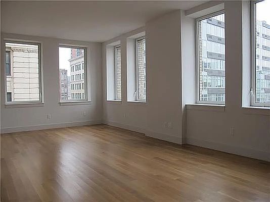 3rd image of 101 Leonard St APT 10B