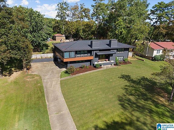 2nd image of 113 Mohawk Dr