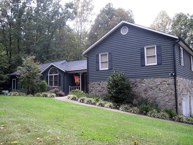 1st image of 564 Berry Mountain Dr