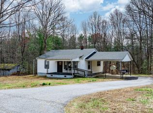 1012 Lynn Dr, Morganton, NC 28655