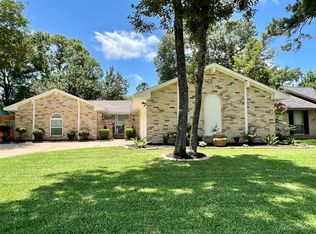 2310 Whispering Winds Ln, Humble, TX 77339