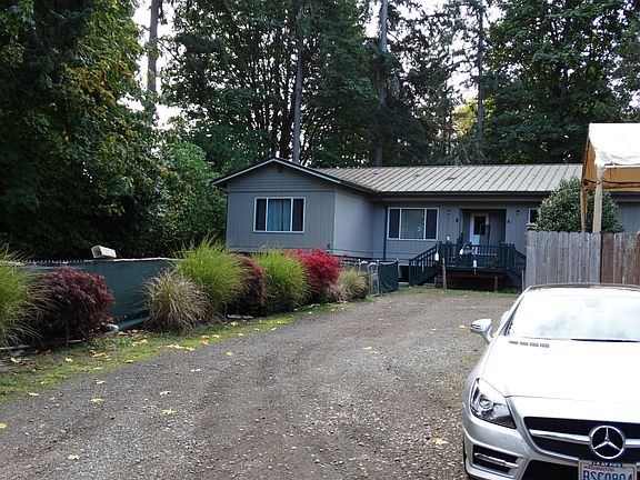 2nd image of 11074 SE Glendale Ave SE Unit B