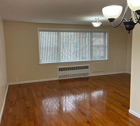 2nd image of 1274 E 53rd St #2