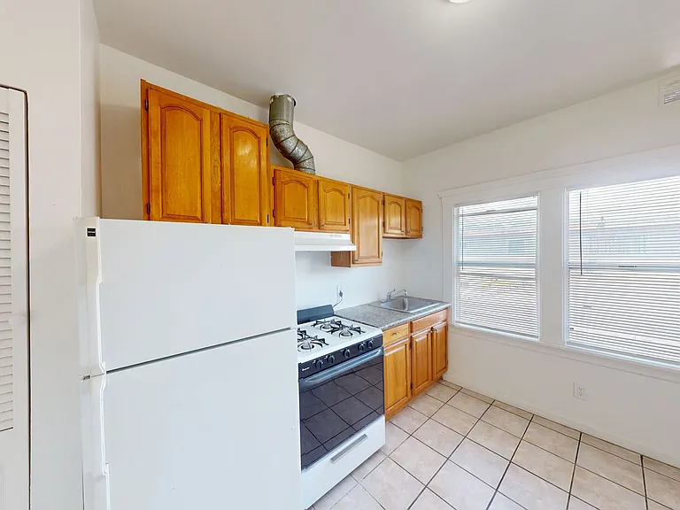 2605 High Street — Photo 11