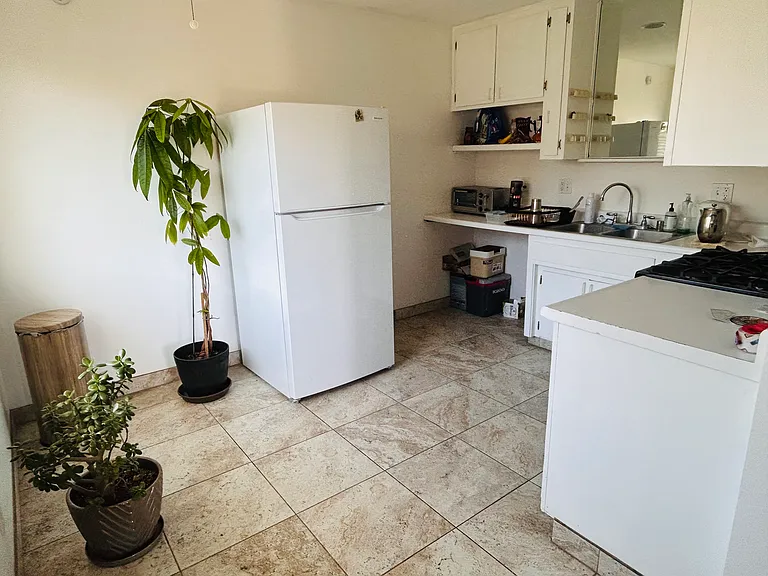 657 Trouville Ave #1 — Photo 7